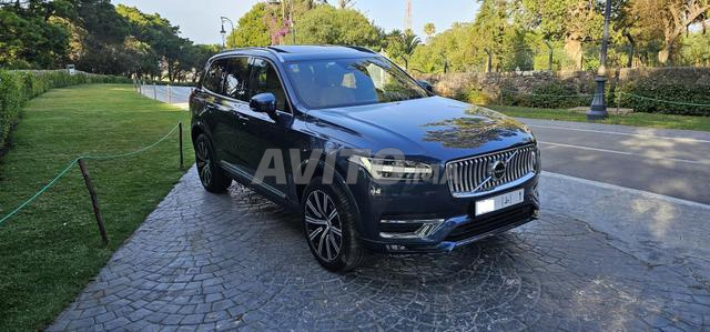 فولفو XC90 B5 AWD 235 حصان بلس برايت أزرق دينيم