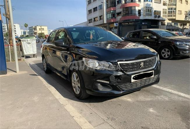 Peugeot 301 essence 