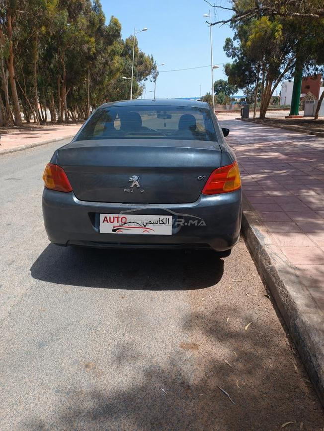 Peugeot 301 essence 