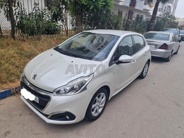 Peugeot 208 - 2