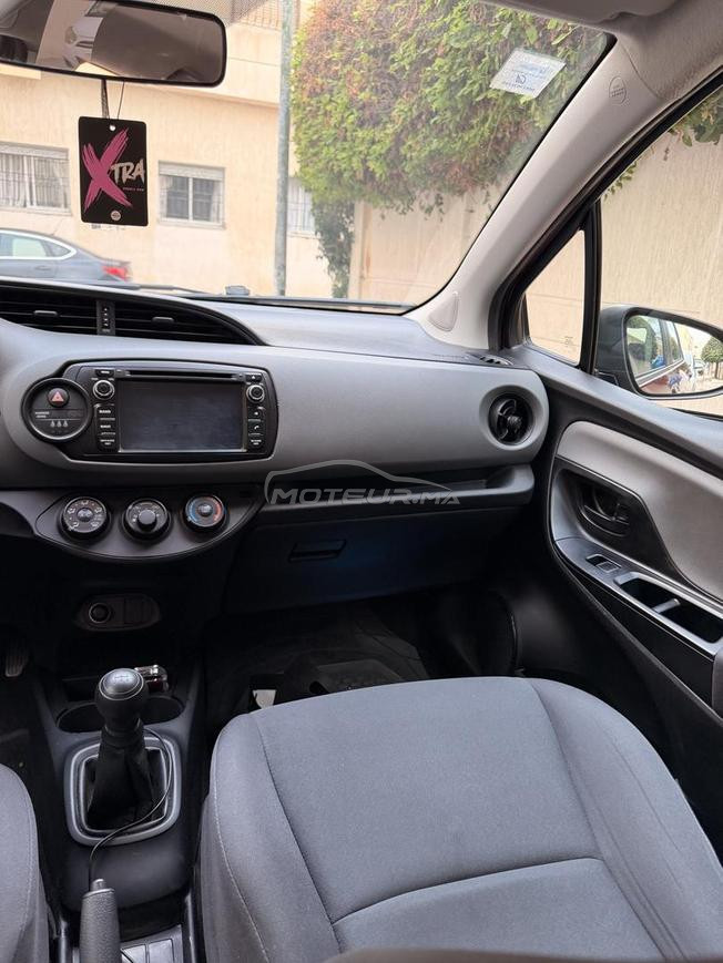 Toyota Yaris essence clima