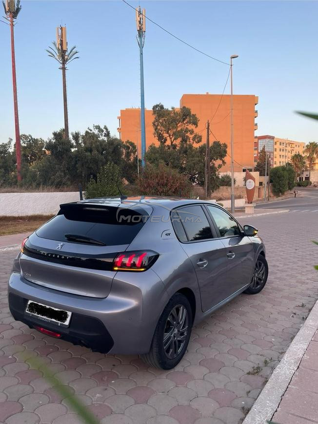Peugeot 208 1.6 HDi, modele 2022
