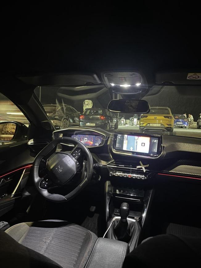 Peugeot 208 1.6 HDi, modele 2022