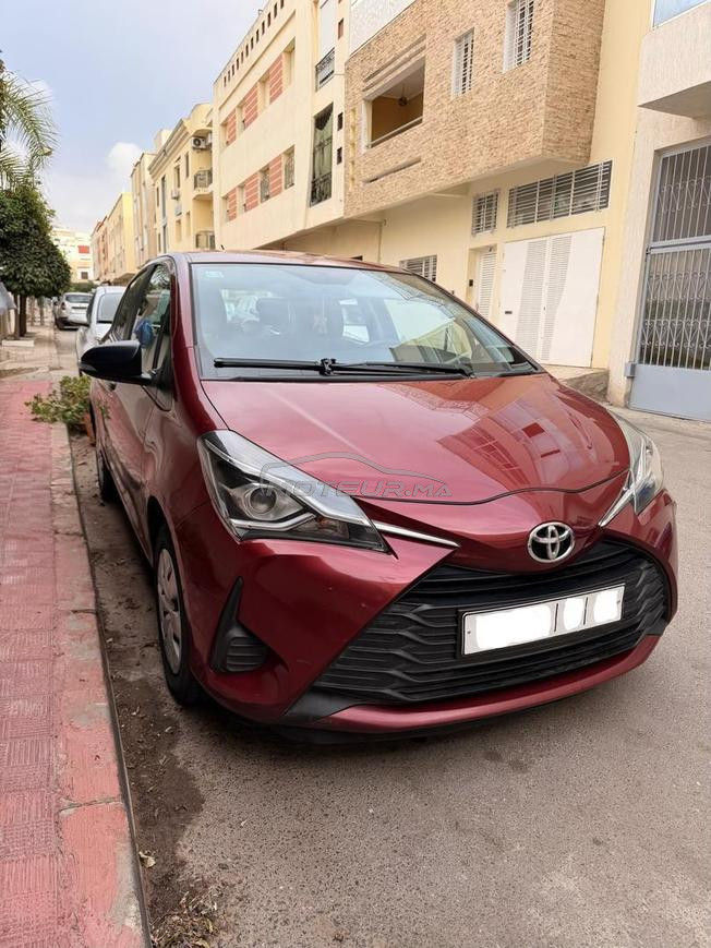 Toyota Yaris essence clima