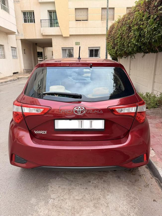 Toyota Yaris essence clima