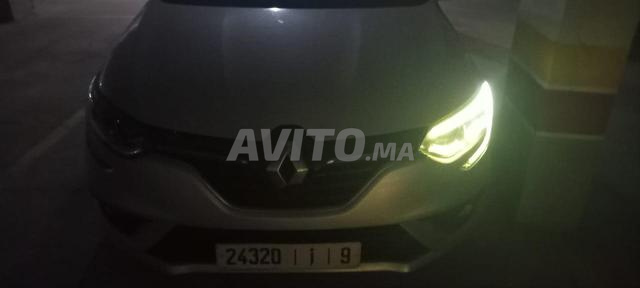 Renault Megane Diesel Manuelle 2016 à Casablanca - 2