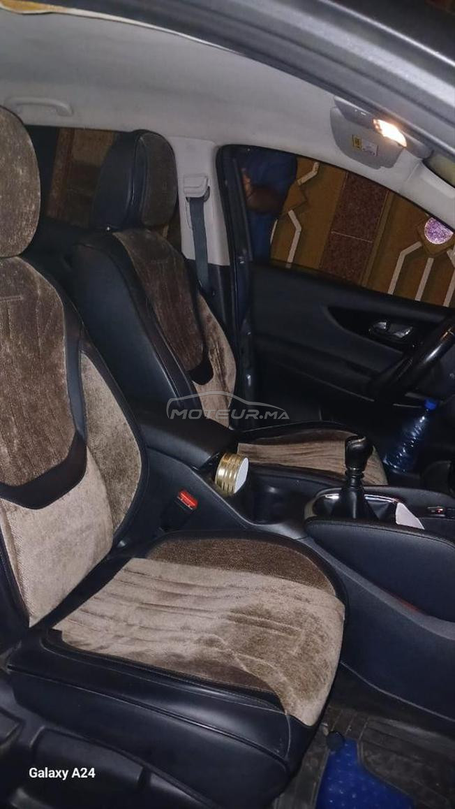 سيارات نيسان كشكي للبيع في حالة ممتازة جدا 