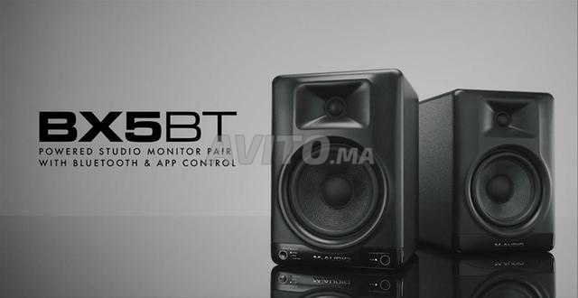 زوج من شاشات الاستوديو M-Audio BX5 BT — حالة جديدة