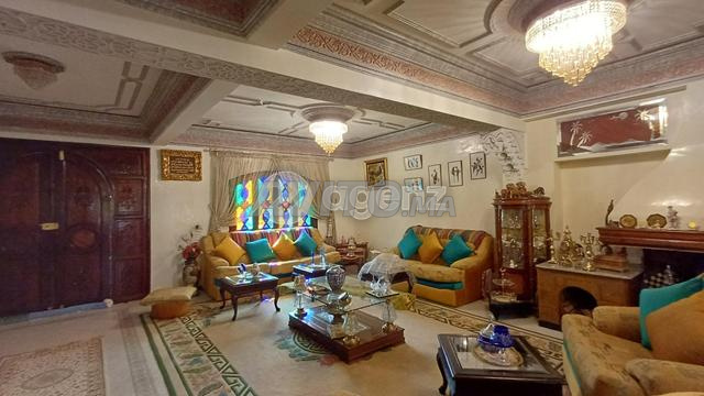 RAK-GU-1394 - Villa à vendre à Ouasis