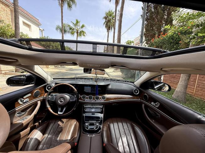 MERCEDES E220D 