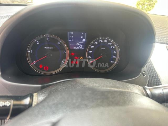 Hyundai Accent Diesel Manuelle 2017 à Salé - 2