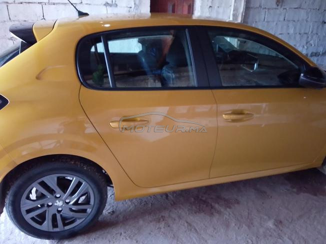 Peugeot 208 première main peinture originale 