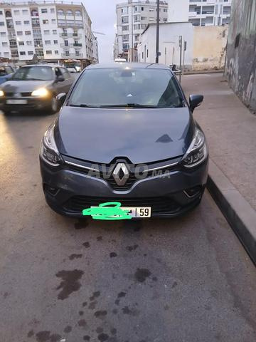 سيارة للبيع cleo 4