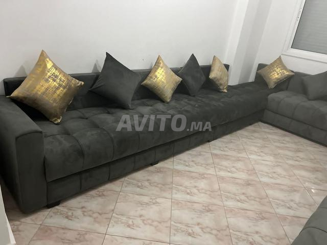 Salon standard 2 mètres sur 2.30 mètres, prix complet 2500 dirhams - 2