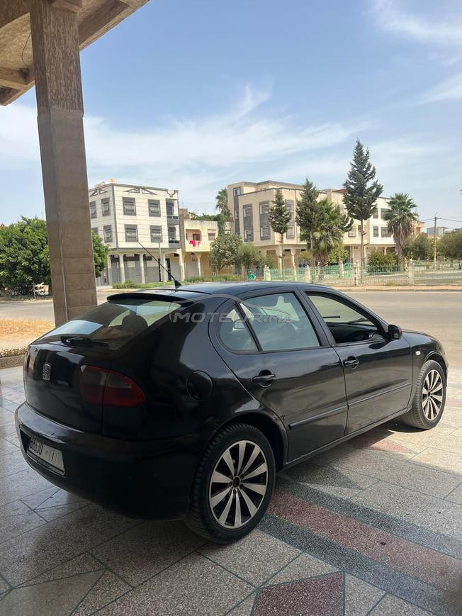 سيارة بحالة جيدة 