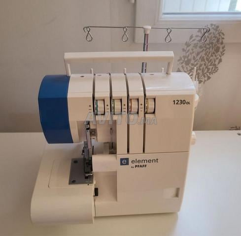 آلة خياطة (سيرجي) PFAFF Element 1230 OL في حالة ممتازة