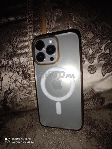 iPhone 15 pro Max 256 gb comme neuf - 2