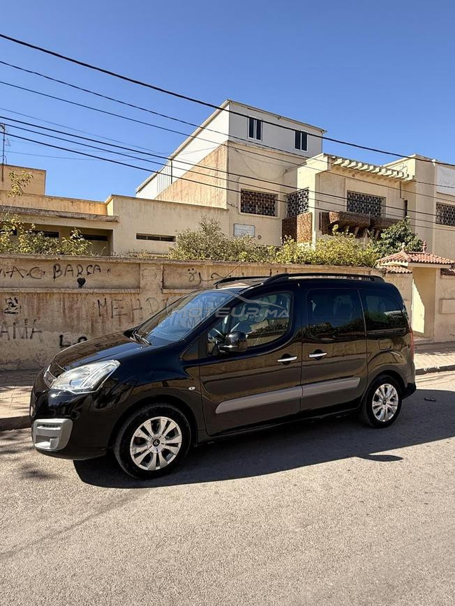 Citroën Berlingo Diesel Manuelle 2016 à Fès