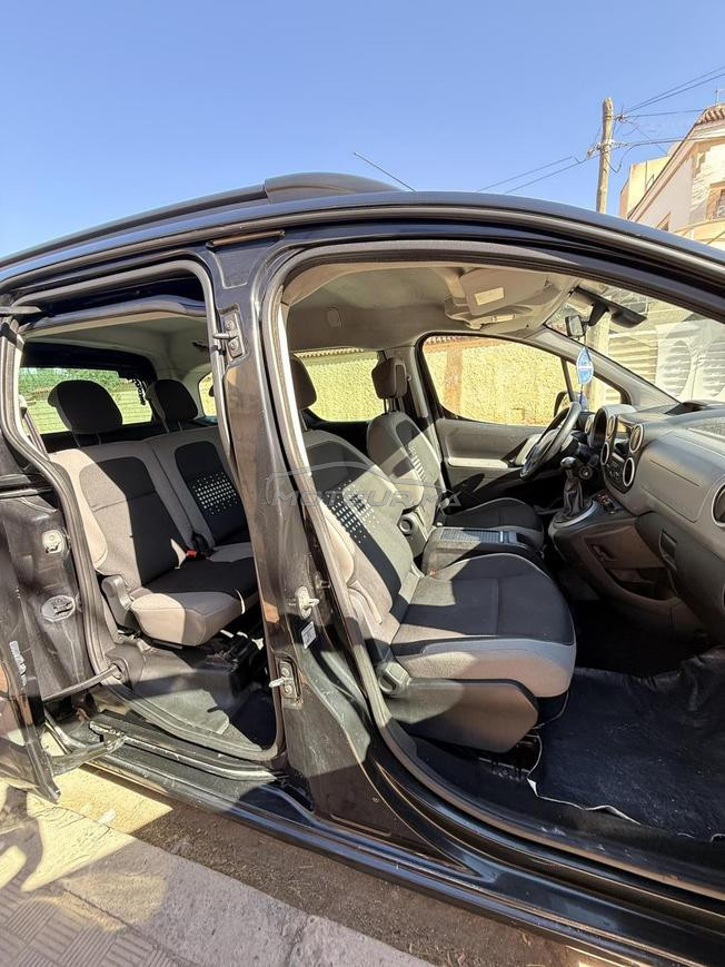 Citroën Berlingo Diesel Manuelle 2016 à Fès