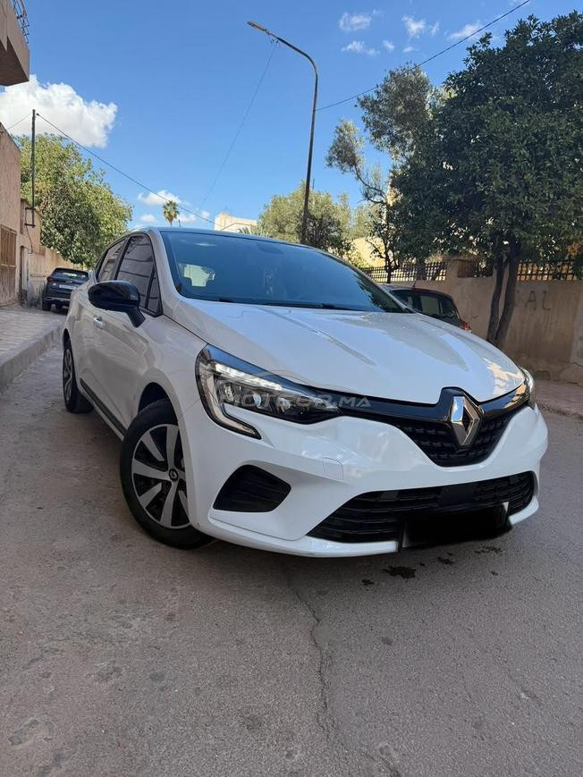 clio 5 tt option jdida