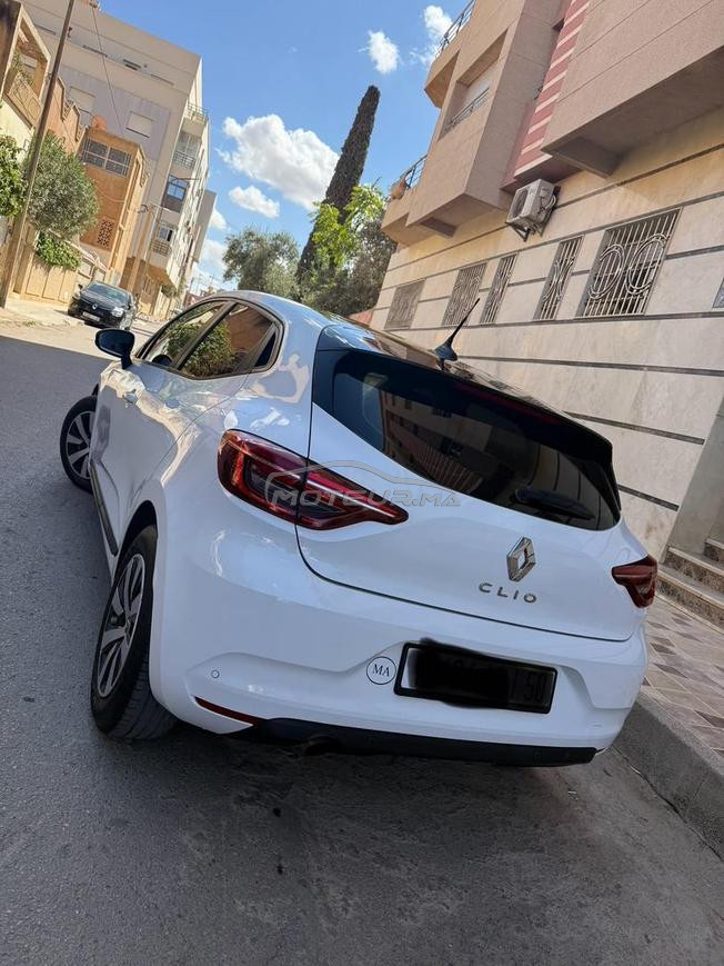 clio 5 tt option jdida