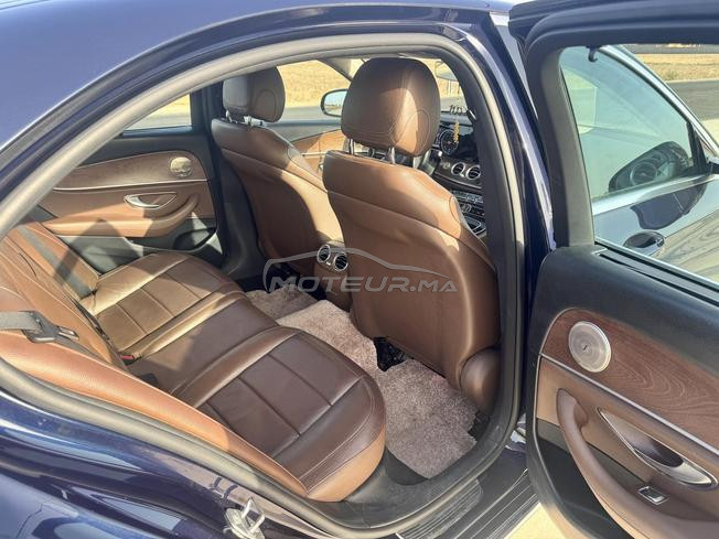 MERCEDES E220 LUXURY 