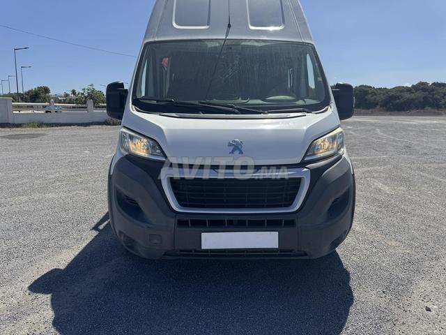 Peugeot Boxer Diesel Manuelle 2016 à Rabat - 2