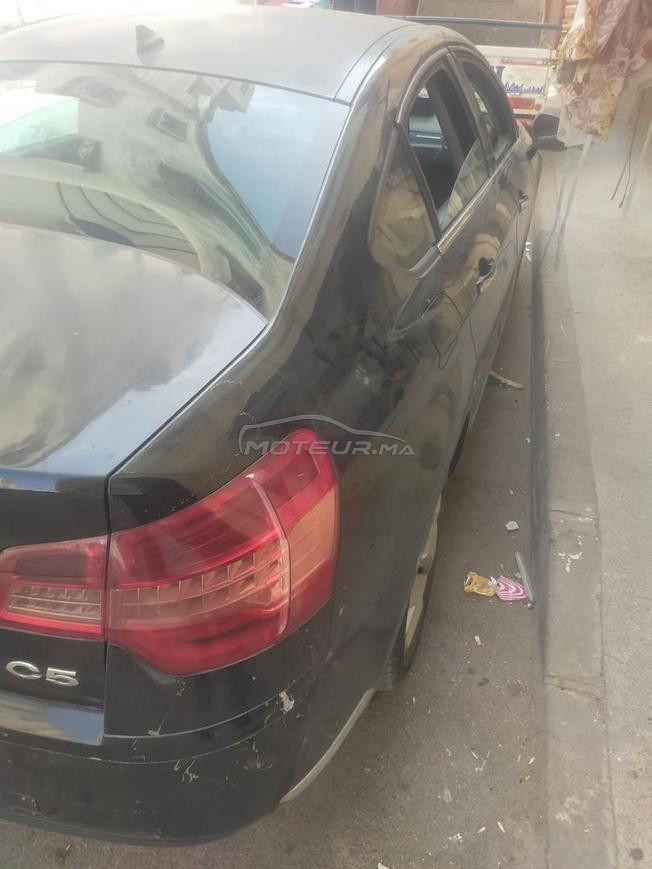 السيارة ممتازه 