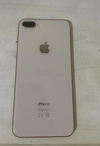 iPhone 8 Plus 64 Go - bon état - 2