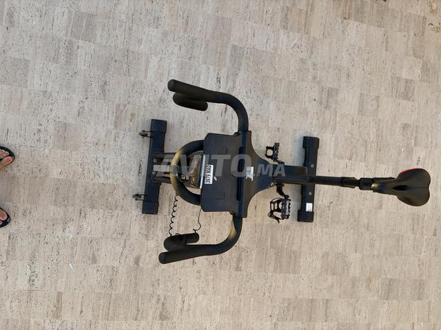 Vélo fixe pour entraînement domestique - 2