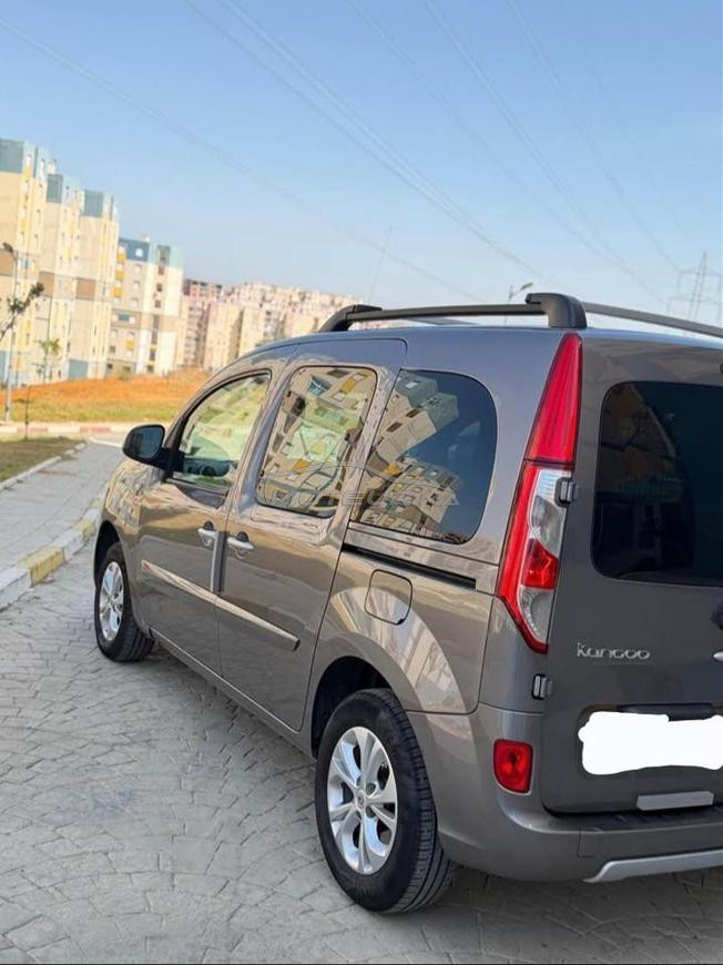 renault kangoo 2021 première main