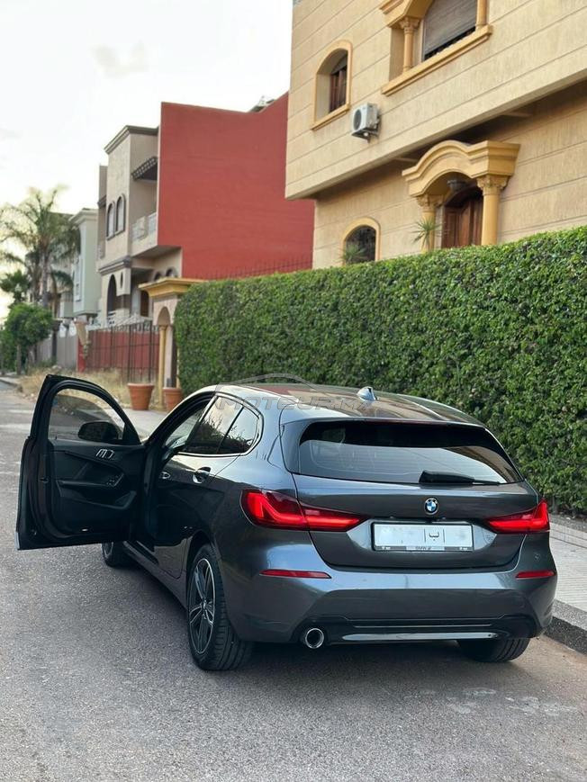 BMW 116 modèle 2020 très bon état 