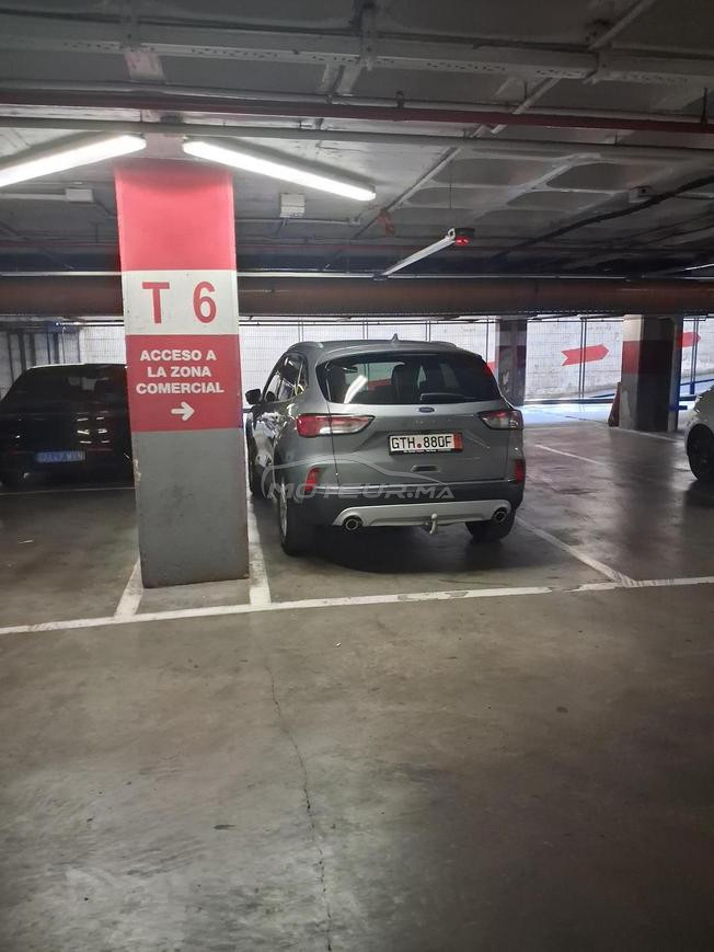 ford kuga très bonne état 