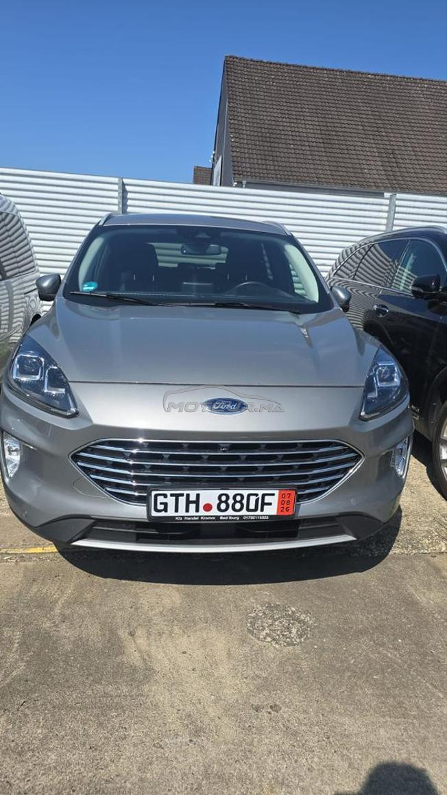 ford kuga très bonne état 