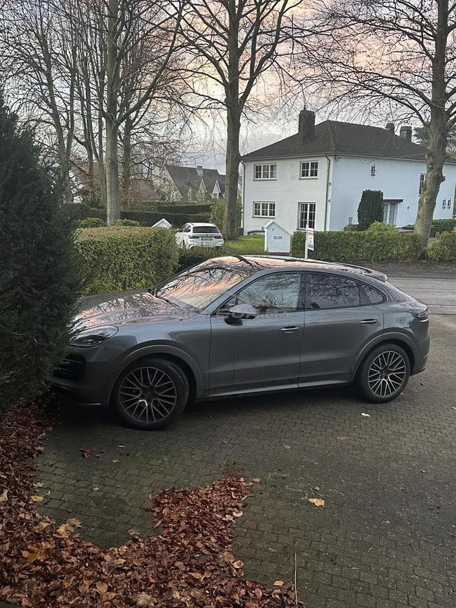 Porsche Cayenne -1ere main- 84000km-Full options