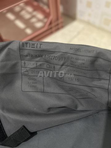 Je propose un kayak de type Etowit dans la ville de Tétouan