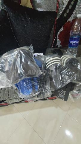 claquettes Adidas نعايل - 2