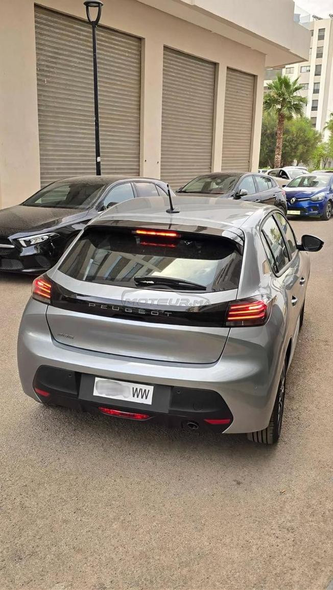 PEUGEOT 208 / Version Style 0.km