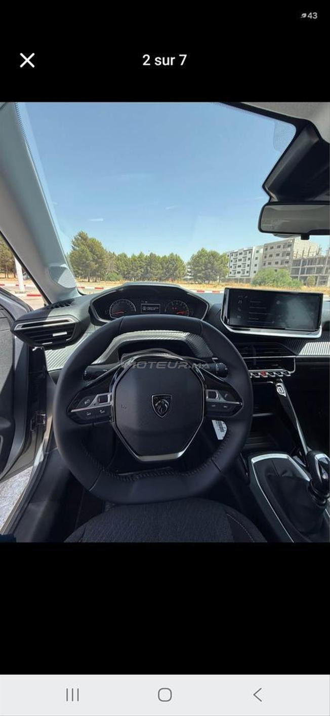 PEUGEOT 208 / Version Style 0.km