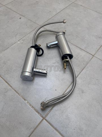 Deux robinets