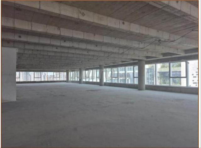 PLATEAUX BUREAU à Louer de 178 M² à 1400 M² / CFC