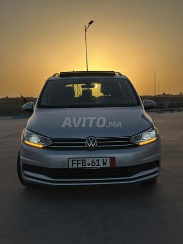 Volkswagen Touran Diesel Manuelle 2022 à Khouribga - 2