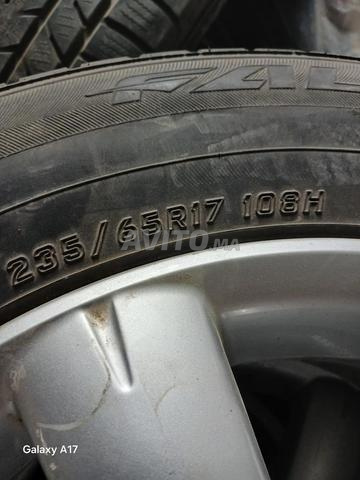 235/65 R17 - 2