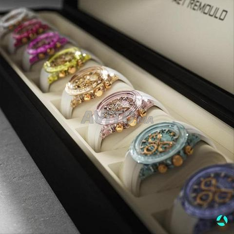Montre de haute qualité disponible - 2