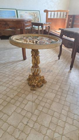 table sculptée