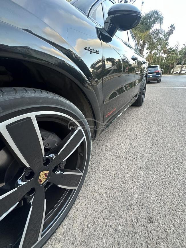 Porsche Cayenne Coupé E-Hybrid 2023.      