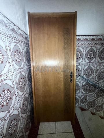 5 portes neuves mais issues d'une maison neuve - 2