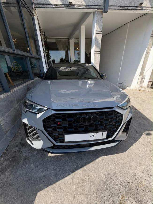 Je mets en vente un cette superbe audi RS Q3