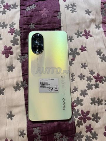 OPPO A38 128 Go 6 RAM encore propre