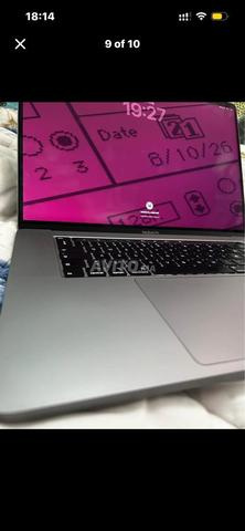 MacBook Pro 2019 i9 16 Go RAM 512 Go SSD - 2